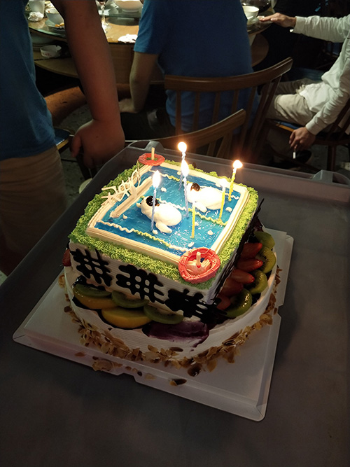 揮手三月，激情四月 戴高樂泳池設(shè)備 這不僅是一個(gè)簡單的聚餐