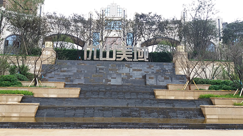 戴高樂(lè)恒溫泳池工程