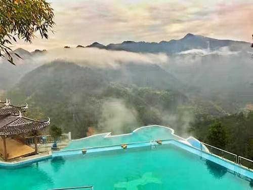 湖南懷化溆浦雪峰山楓香瑤寨景區(qū)恒溫泳池工程 湖南懷化溆浦雪峰山楓香瑤寨景區(qū)恒溫泳池工程